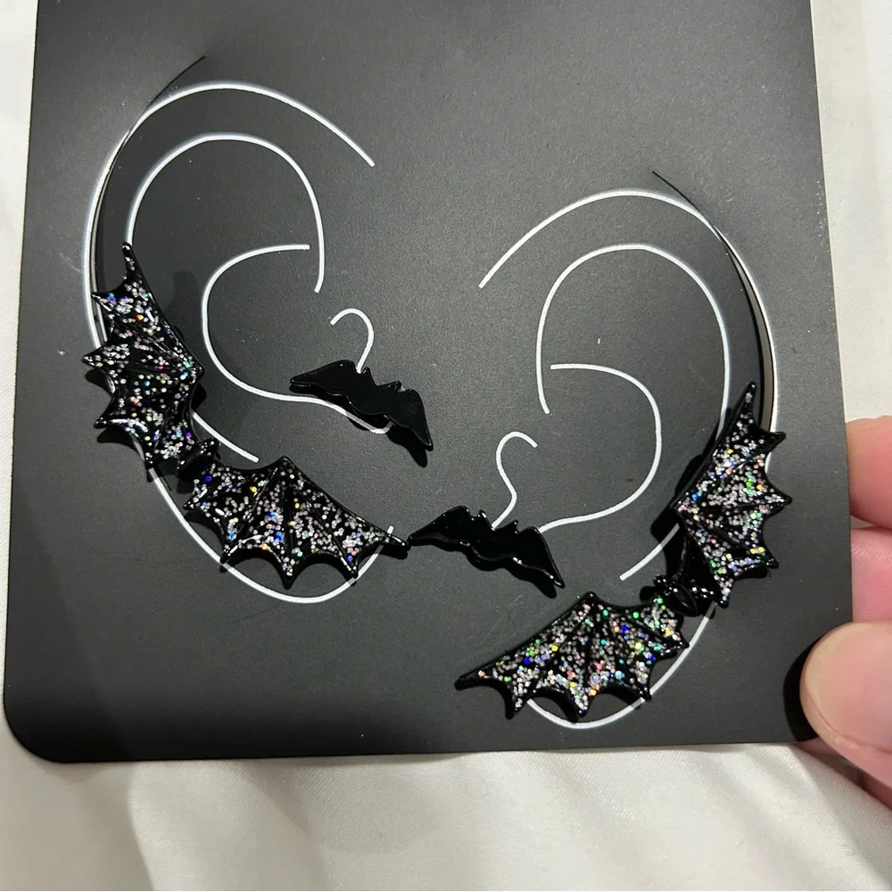 Torrid Black Bat Ear Crawler And Stud - Picture 2 of 3